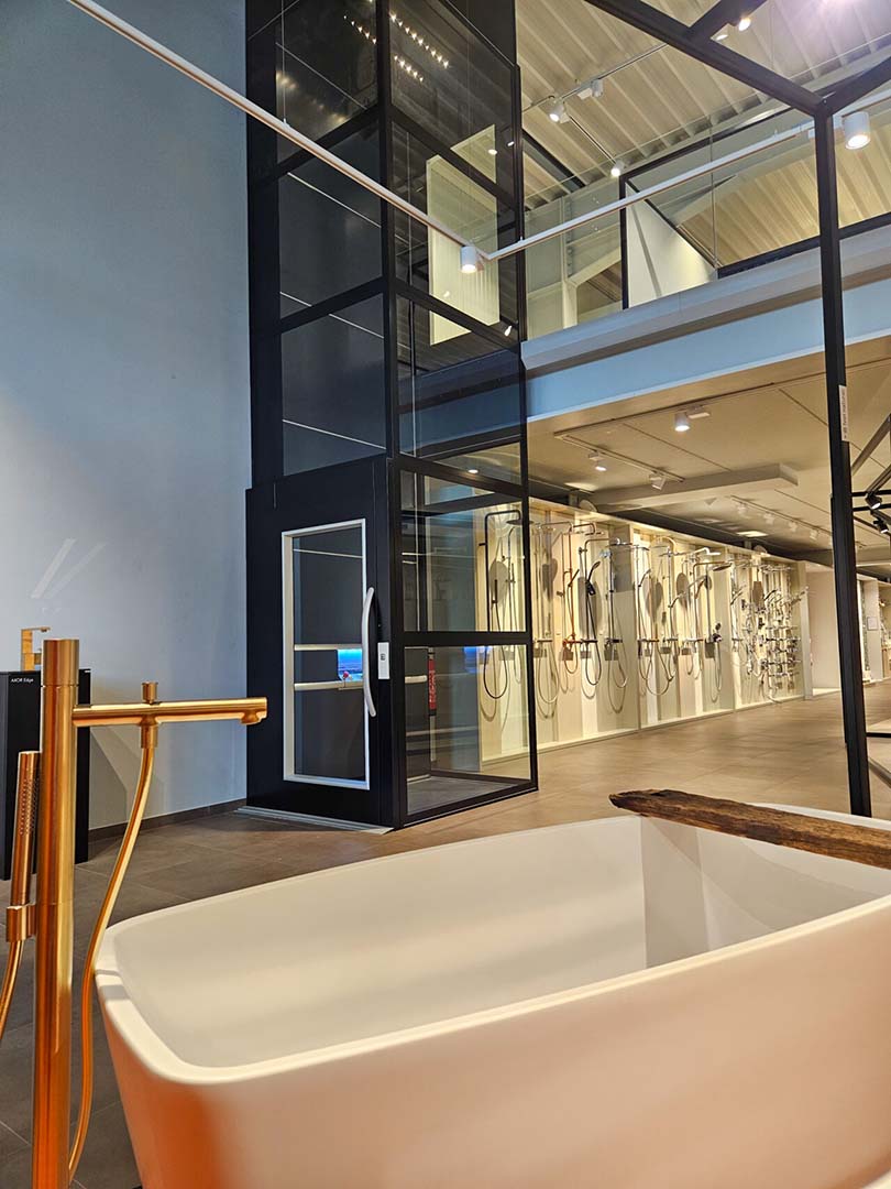 10 Cibes A5000 im Showroom eines Haendlers fuer Sanitaerbedarf Cibes A5000 im Showroom eines Händlers fuer Sanitärbedarf